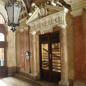 Suite Appartement met Drie Slaapkamers